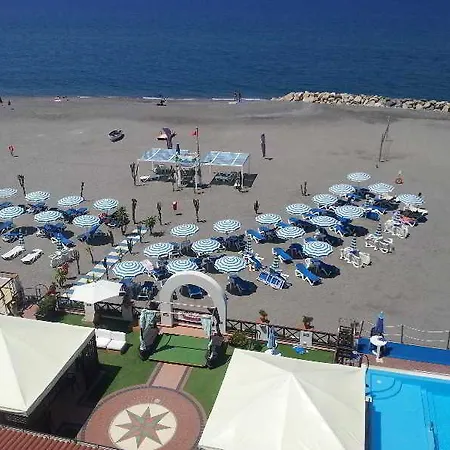 Il Gabbiano 3* Terme Vigliatore